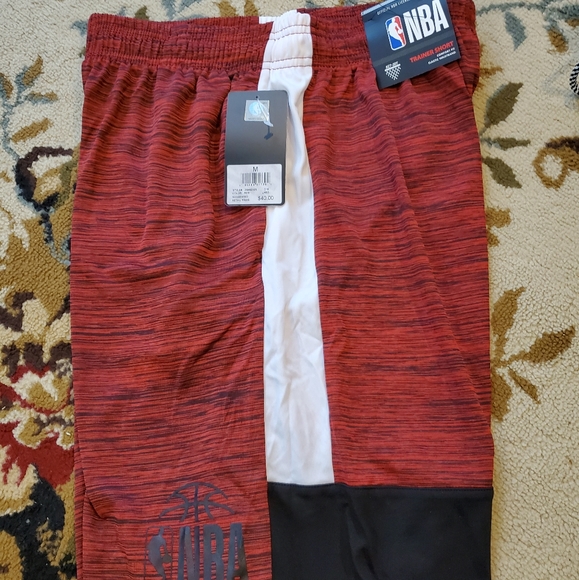 🏀🥇NBA Trainer Shorts comfort fit - Picture 3 of 4